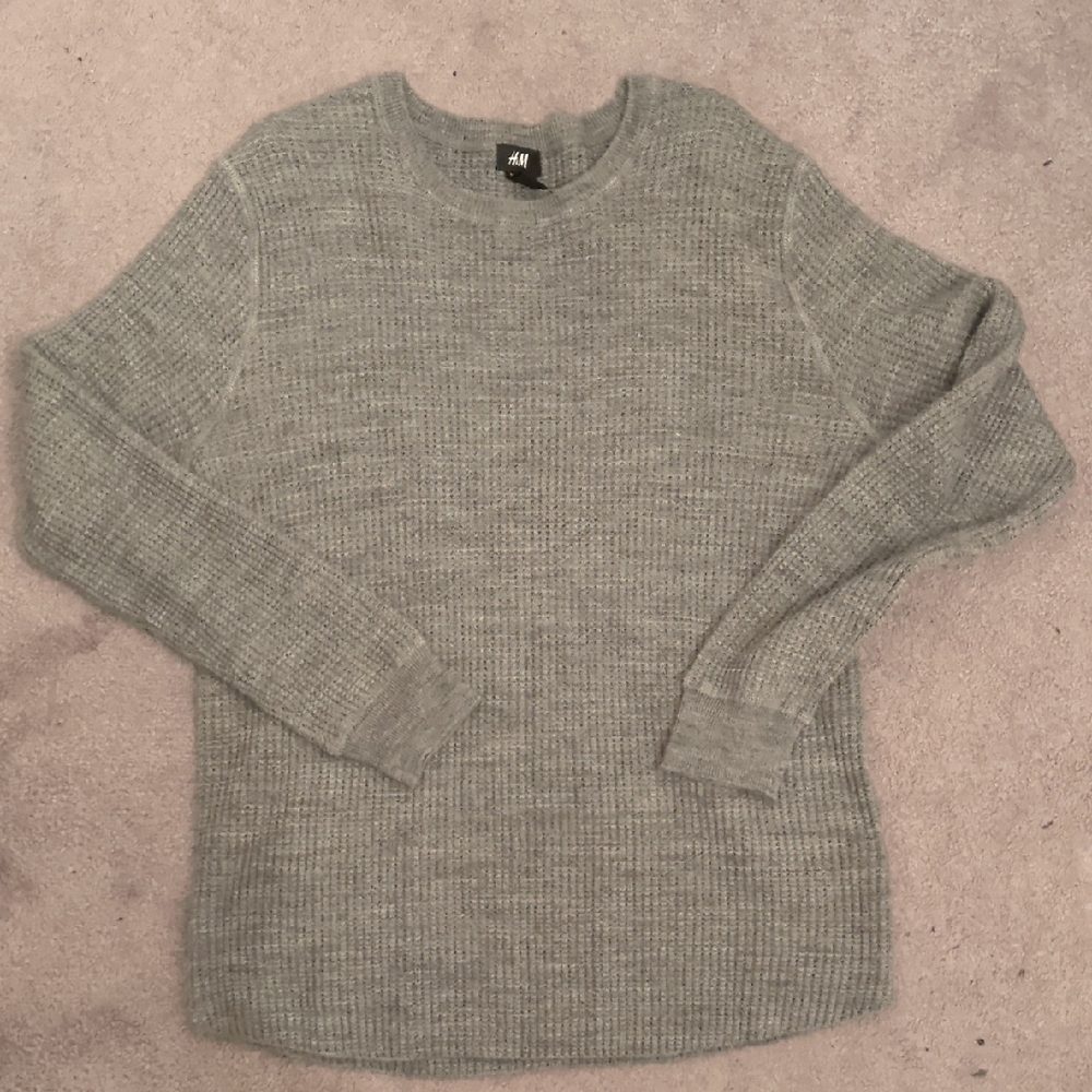 H&M Men's Textured Gray Crewneck Sweater